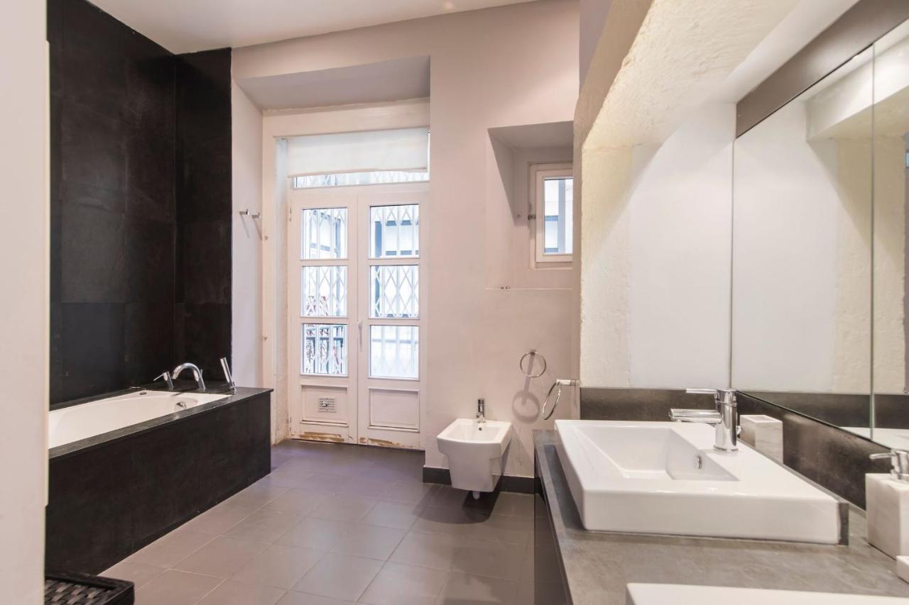 Lovelystay Downtown Dom Duarte
